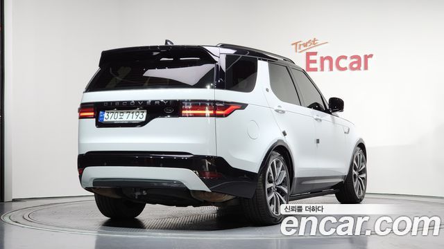 Land Rover Discovery 5 D300 R-Dynamic HSE 2023 — фото 2
