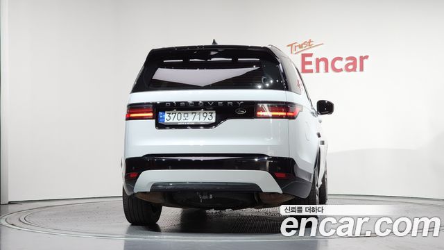 Land Rover Discovery 5 D300 R-Dynamic HSE 2023 — фото 4