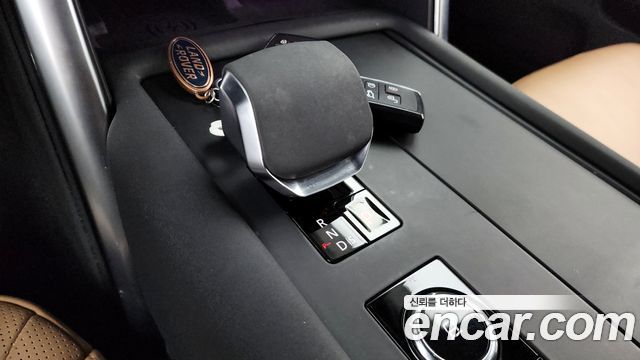 Land Rover Discovery 5 D300 R-Dynamic HSE 2023 — фото 9