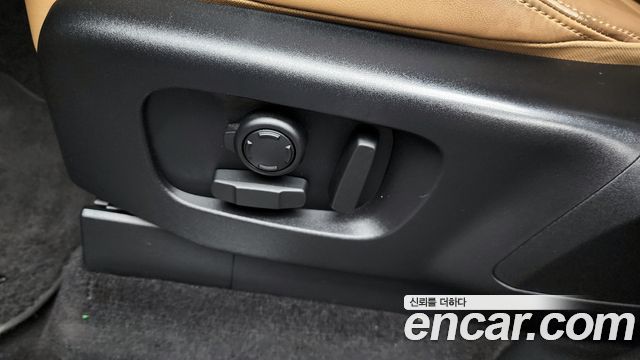 Land Rover Discovery 5 D300 R-Dynamic HSE 2023 — фото 31
