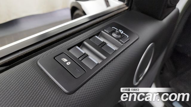 Land Rover Discovery 5 D300 R-Dynamic HSE 2023 — фото 35