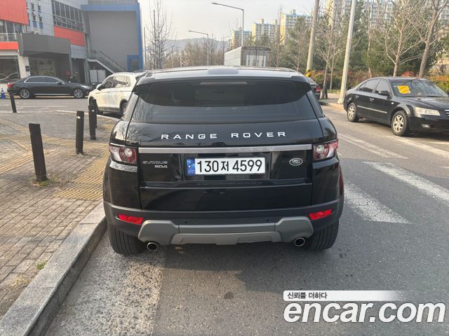 Land Rover Range Rover Evoque 2.2 SD4 Pure 2015 — фото 4