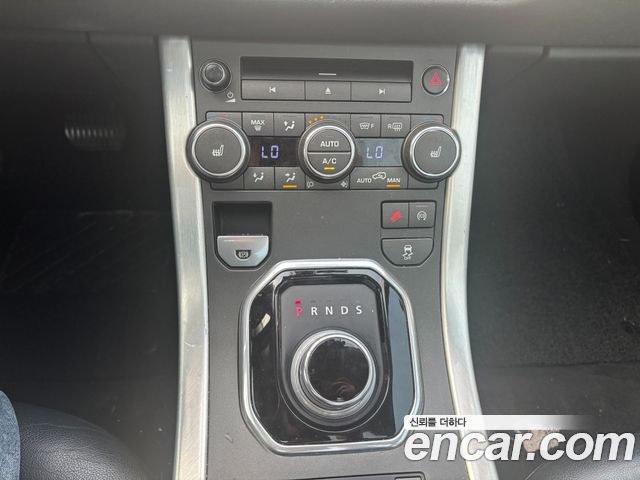 Land Rover Range Rover Evoque 2.2 SD4 Pure 2015 — фото 9