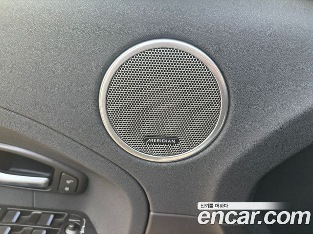 Land Rover Range Rover Evoque 2.2 SD4 Pure 2015 — фото 17