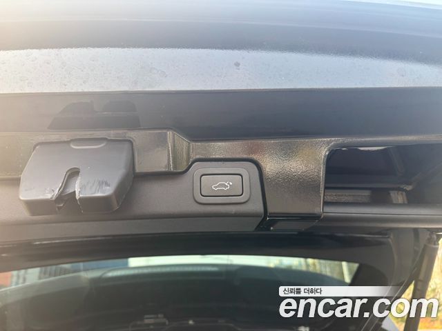 Land Rover Range Rover Evoque 2.2 SD4 Pure 2015 — фото 20