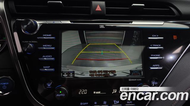 Toyota Camry (XV70) 2.5 XLE Hybrid 2018 — фото 16