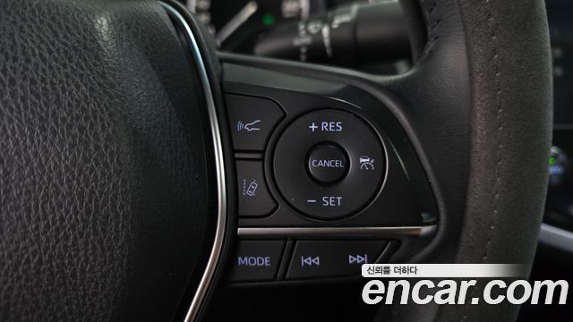 Toyota Camry (XV70) 2.5 XLE Hybrid 2018 — фото 17