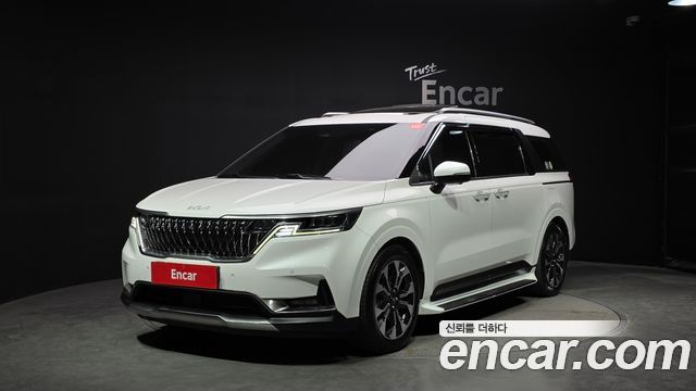 Kia Carnival (IV) Gasoline 7-Seater Noblesse 2023 — фото 1