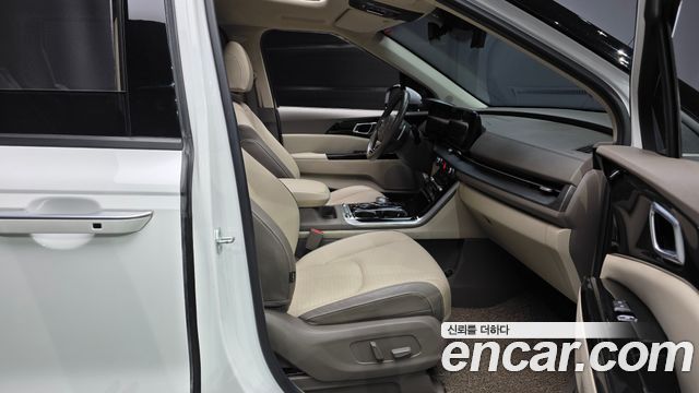 Kia Carnival (IV) Gasoline 7-Seater Noblesse 2023 — фото 11