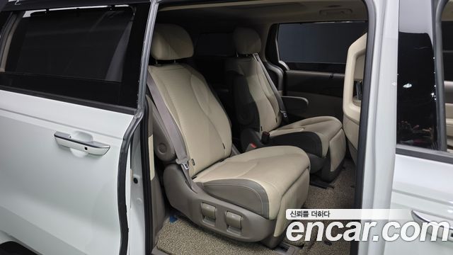 Kia Carnival (IV) Gasoline 7-Seater Noblesse 2023 — фото 12