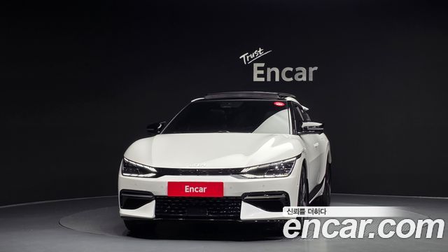 Kia EV6 Long Range 4WD GT Line 2022 — фото 3