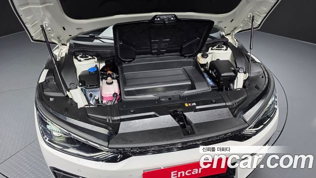 Kia EV6 Long Range 4WD GT Line 2022 — фото 6