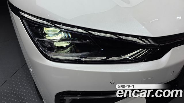 Kia EV6 Long Range 4WD GT Line 2022 — фото 22