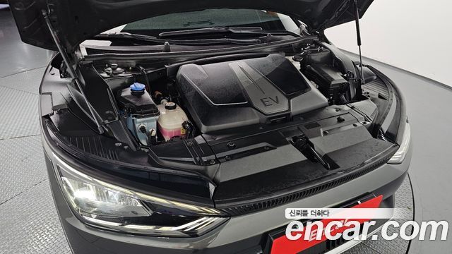 Kia EV6 Long Range 4WD Air 2022 — фото 6