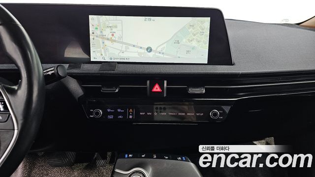 Kia EV6 Long Range 4WD Air 2022 — фото 14