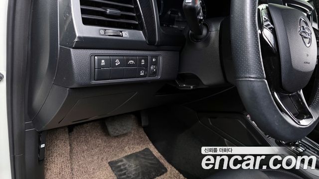 KG Mobility (SsangYong) Rexton Sports Diesel 2.2 4WD Prestige 2022 — фото 17