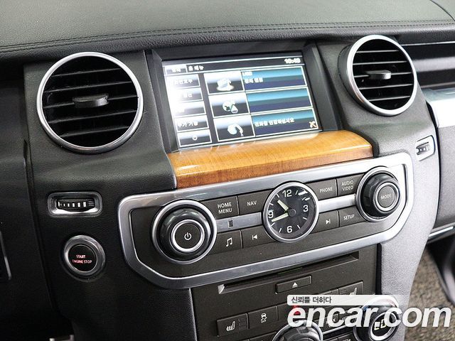 Land Rover Discovery 4 3.0 SDV6 SE 2014 — фото 6