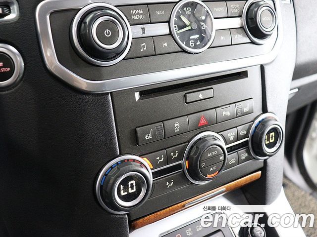 Land Rover Discovery 4 3.0 SDV6 SE 2014 — фото 7