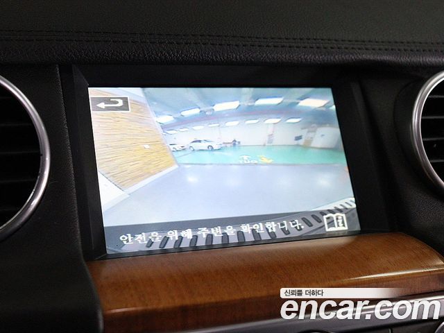 Land Rover Discovery 4 3.0 SDV6 SE 2014 — фото 10