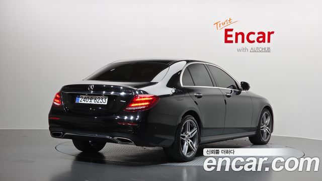 Mercedes-Benz E-Class (W213) E300 4MATIC AMG Line 2020 — фото 2