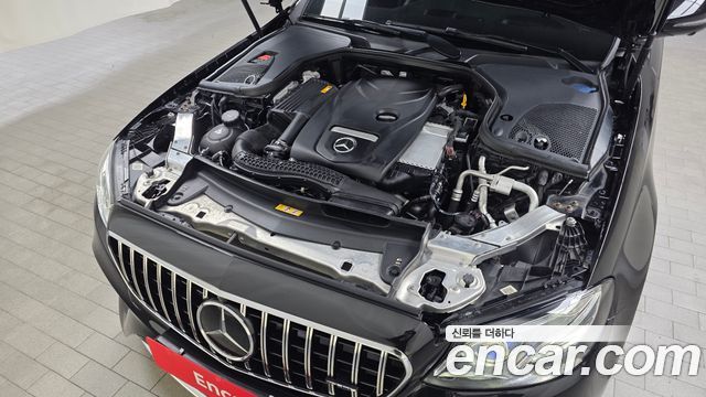 Mercedes-Benz E-Class (W213) E300 4MATIC AMG Line 2020 — фото 6