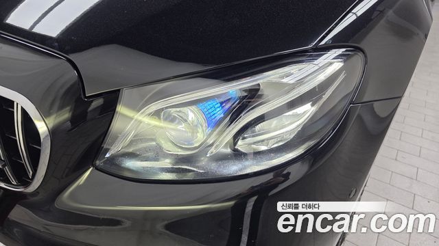 Mercedes-Benz E-Class (W213) E300 4MATIC AMG Line 2020 — фото 22