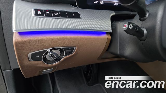 Mercedes-Benz E-Class (W213) E300 4MATIC AMG Line 2020 — фото 28