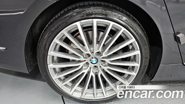 BMW 7 Series (G11) 740Ld xDrive Design Pure Excellence 2020 — фото 5