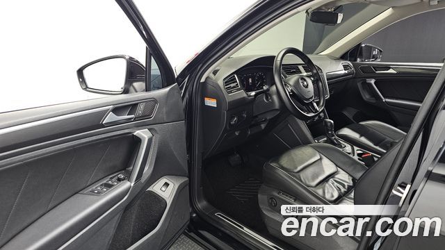 Volkswagen Tiguan (II) 2.0 TDI 4Motion Prestige 2018 — фото 11