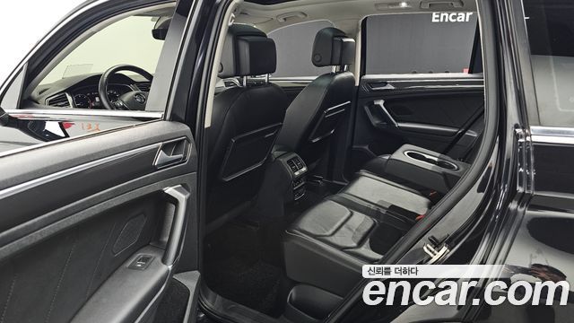 Volkswagen Tiguan (II) 2.0 TDI 4Motion Prestige 2018 — фото 12