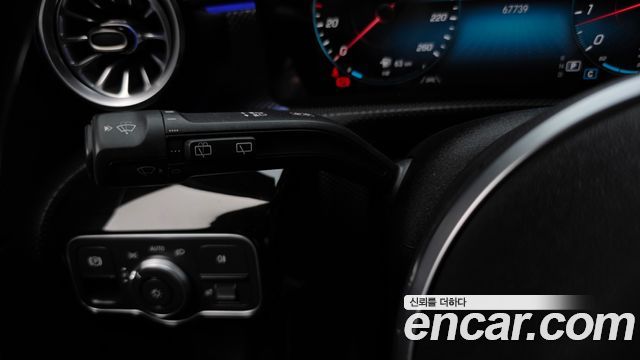 Mercedes-Benz A-Class (W177) A220 Hatchback 2022 — фото 15