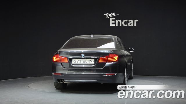 BMW 5 Series (F10) 528i xDrive Luxury Plus 2015 — фото 4
