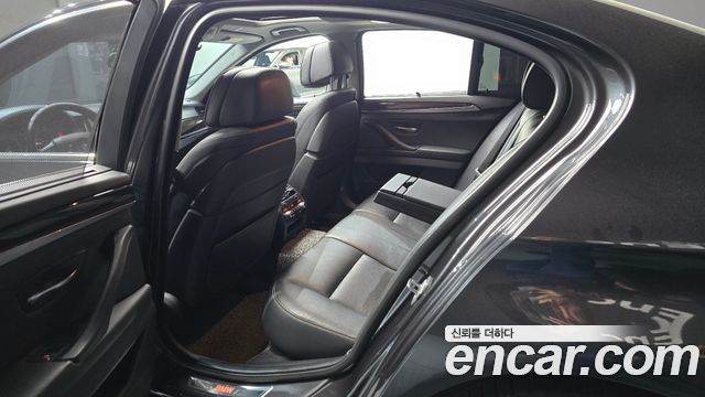 BMW 5 Series (F10) 528i xDrive Luxury Plus 2015 — фото 11
