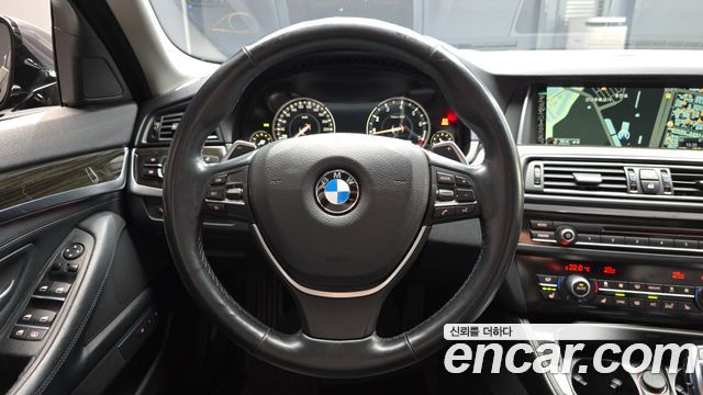 BMW 5 Series (F10) 528i xDrive Luxury Plus 2015 — фото 13
