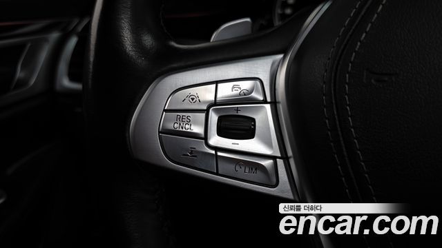 BMW 7 Series (G11) 740Li xDrive M Sport Package 2018 — фото 17