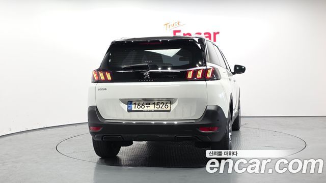 Peugeot 5008 (II) 1.2 Pure Tech Allure 2022 — фото 4