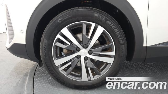 Peugeot 5008 (II) 1.2 Pure Tech Allure 2022 — фото 5