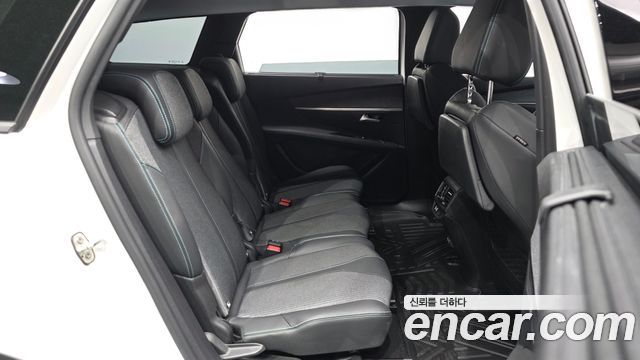 Peugeot 5008 (II) 1.2 Pure Tech Allure 2022 — фото 12