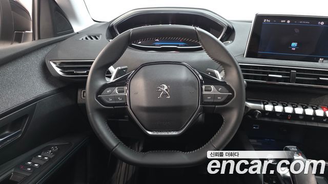 Peugeot 5008 (II) 1.2 Pure Tech Allure 2022 — фото 13
