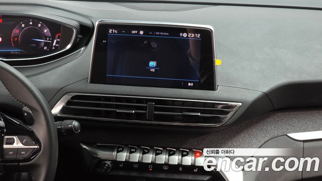 Peugeot 5008 (II) 1.2 Pure Tech Allure 2022 — фото 14