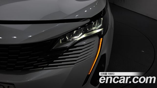 Peugeot 5008 (II) 1.2 Pure Tech Allure 2022 — фото 22