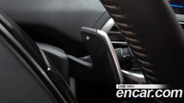 Peugeot 5008 (II) 1.2 Pure Tech Allure 2022 — фото 42