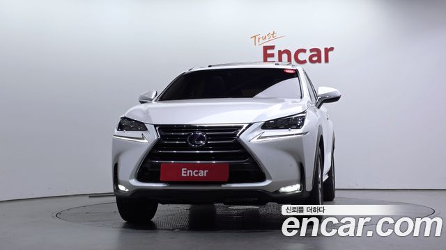 Lexus NX300h Supreme 2017 — фото 3