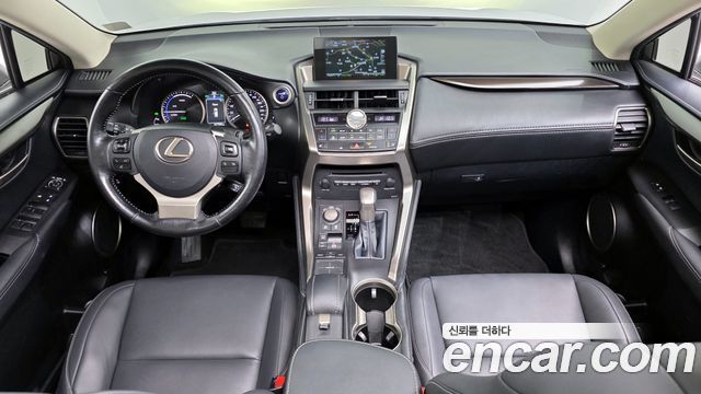 Lexus NX300h Supreme 2017 — фото 7