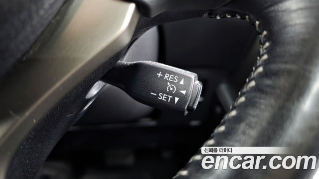 Lexus NX300h Supreme 2017 — фото 17
