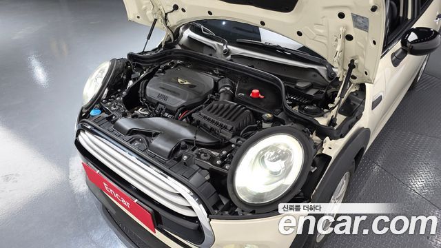 MINI Cooper D Mid 3rd 2015 — фото 6