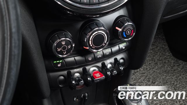 MINI Cooper D Mid 3rd 2015 — фото 18