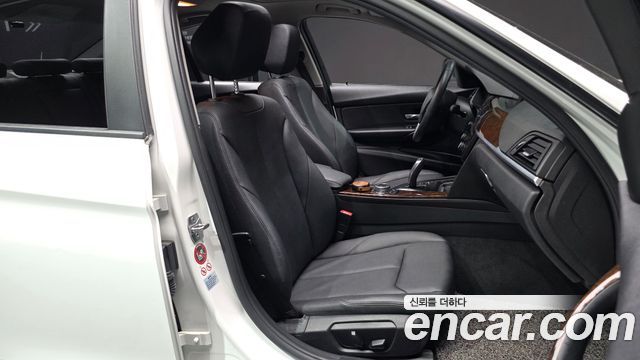 BMW 3 Series (F30) 320d 2015 — фото 11
