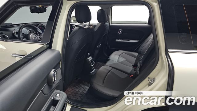 MINI Cooper S Clubman Standard 2nd 2021 — фото 16