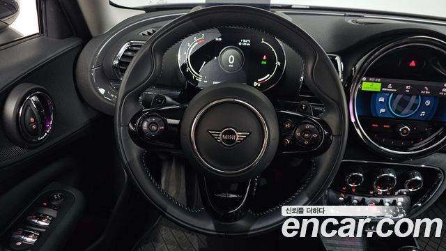 MINI Cooper S Clubman Standard 2nd 2021 — фото 19
